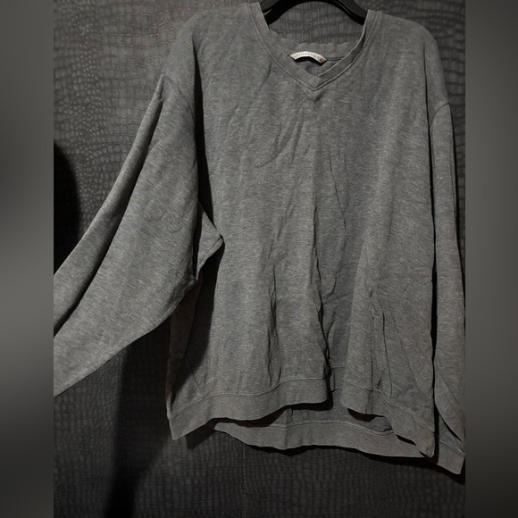 chunky v neck sweater 🩶 - Picture 1 of 4